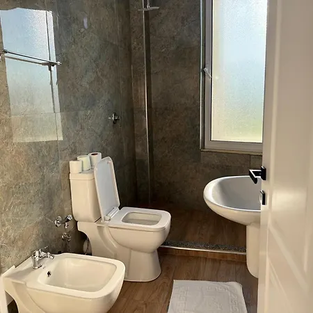 Aerostay 1 Km From Airport