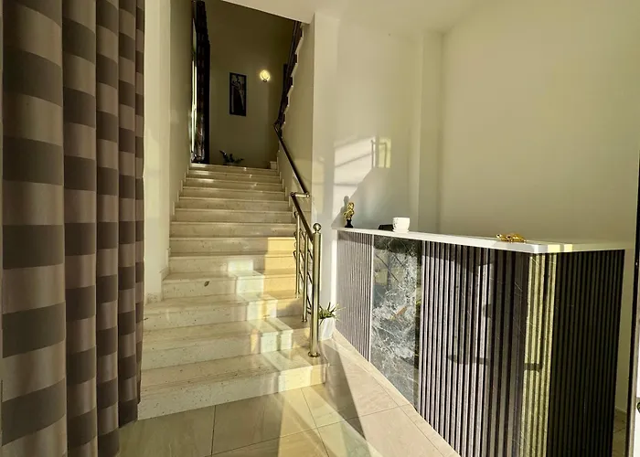 Aerostay 1 Km From Airport Hotel 3*